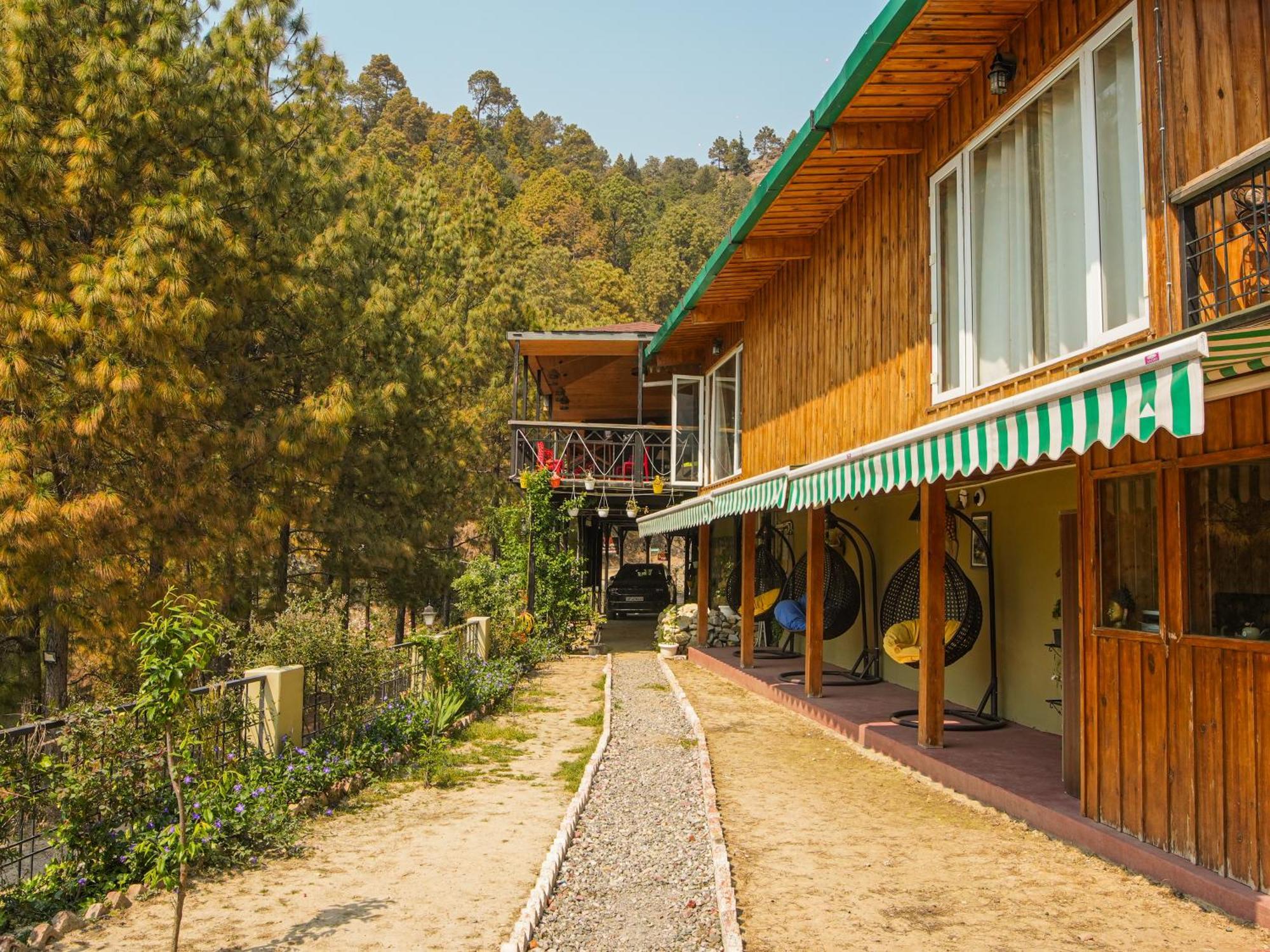 Thehimalayanliving Whistling Pines Hotel Mukteshwar Luaran gambar