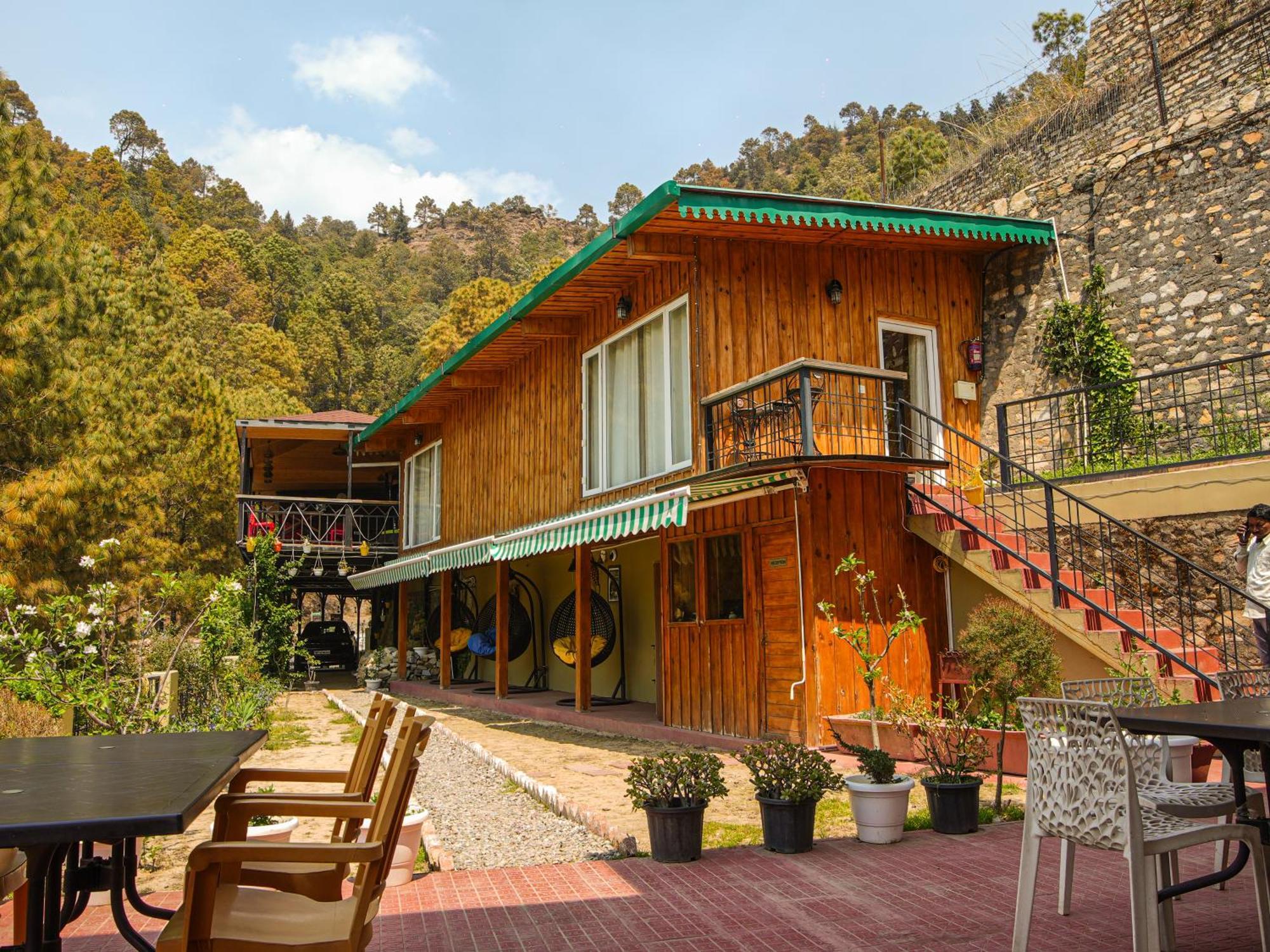 Thehimalayanliving Whistling Pines Hotel Mukteshwar Luaran gambar