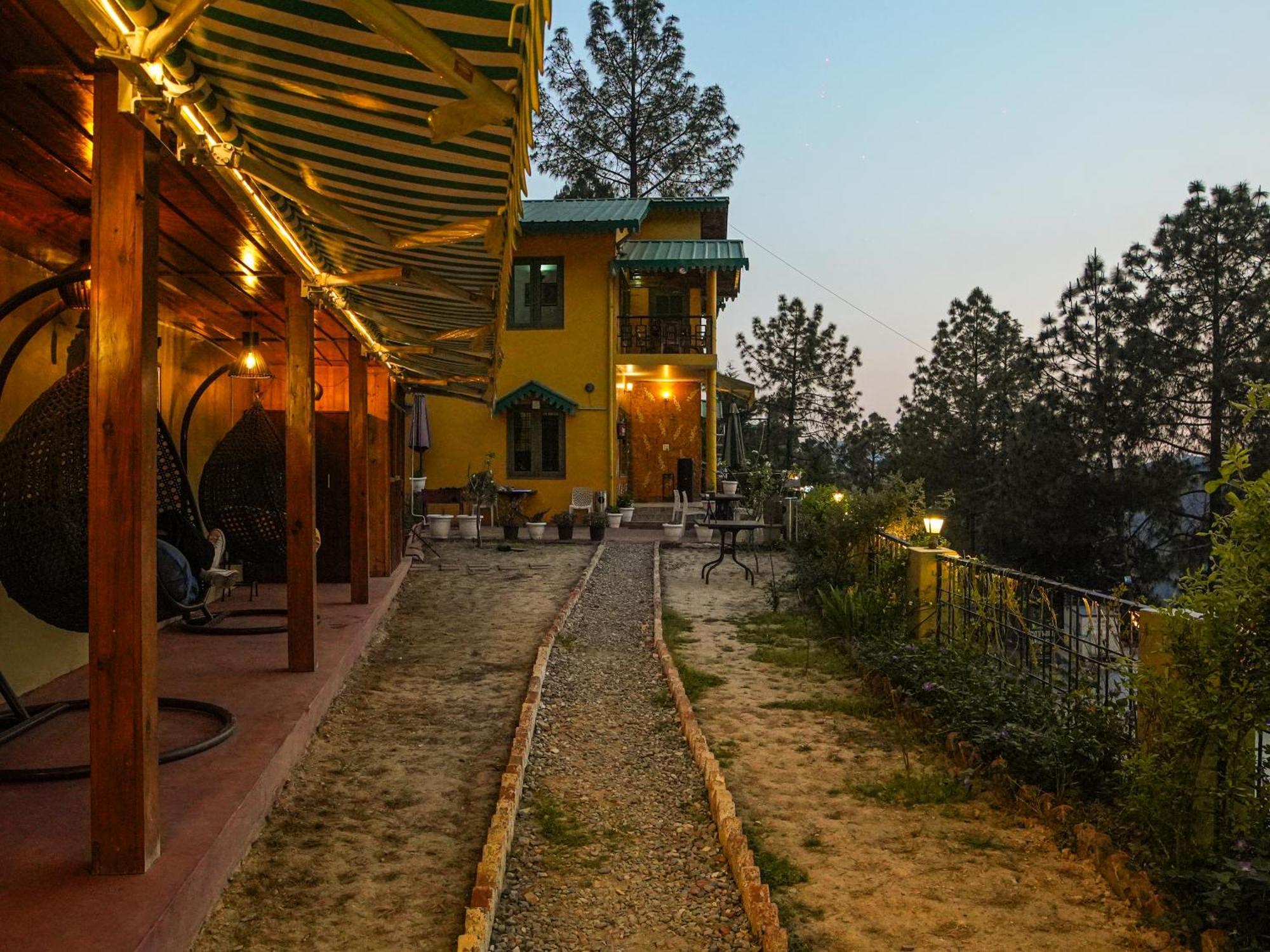Thehimalayanliving Whistling Pines Hotel Mukteshwar Luaran gambar