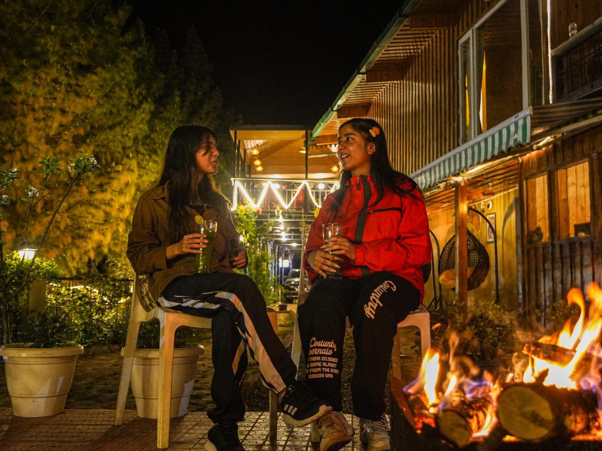 Thehimalayanliving Whistling Pines Hotel Mukteshwar Luaran gambar