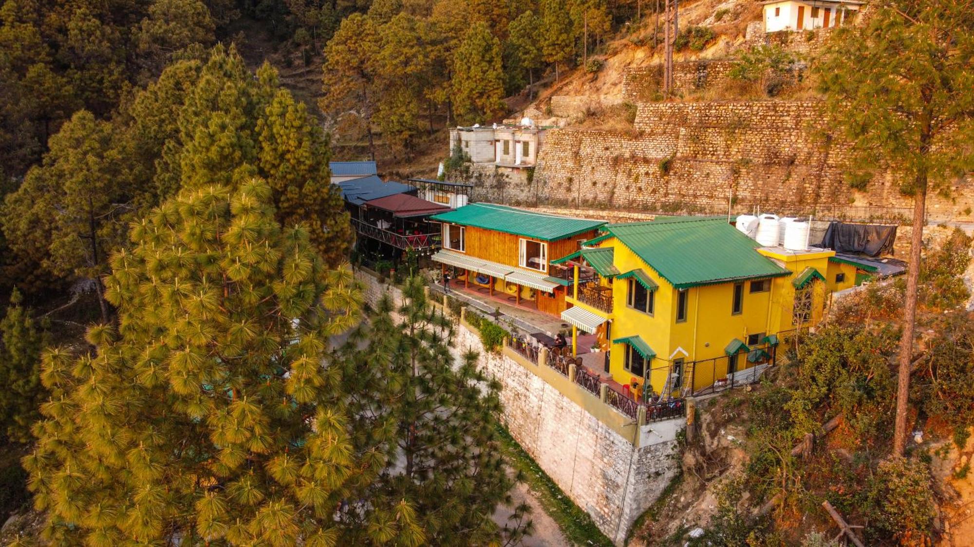 Thehimalayanliving Whistling Pines Hotel Mukteshwar Luaran gambar