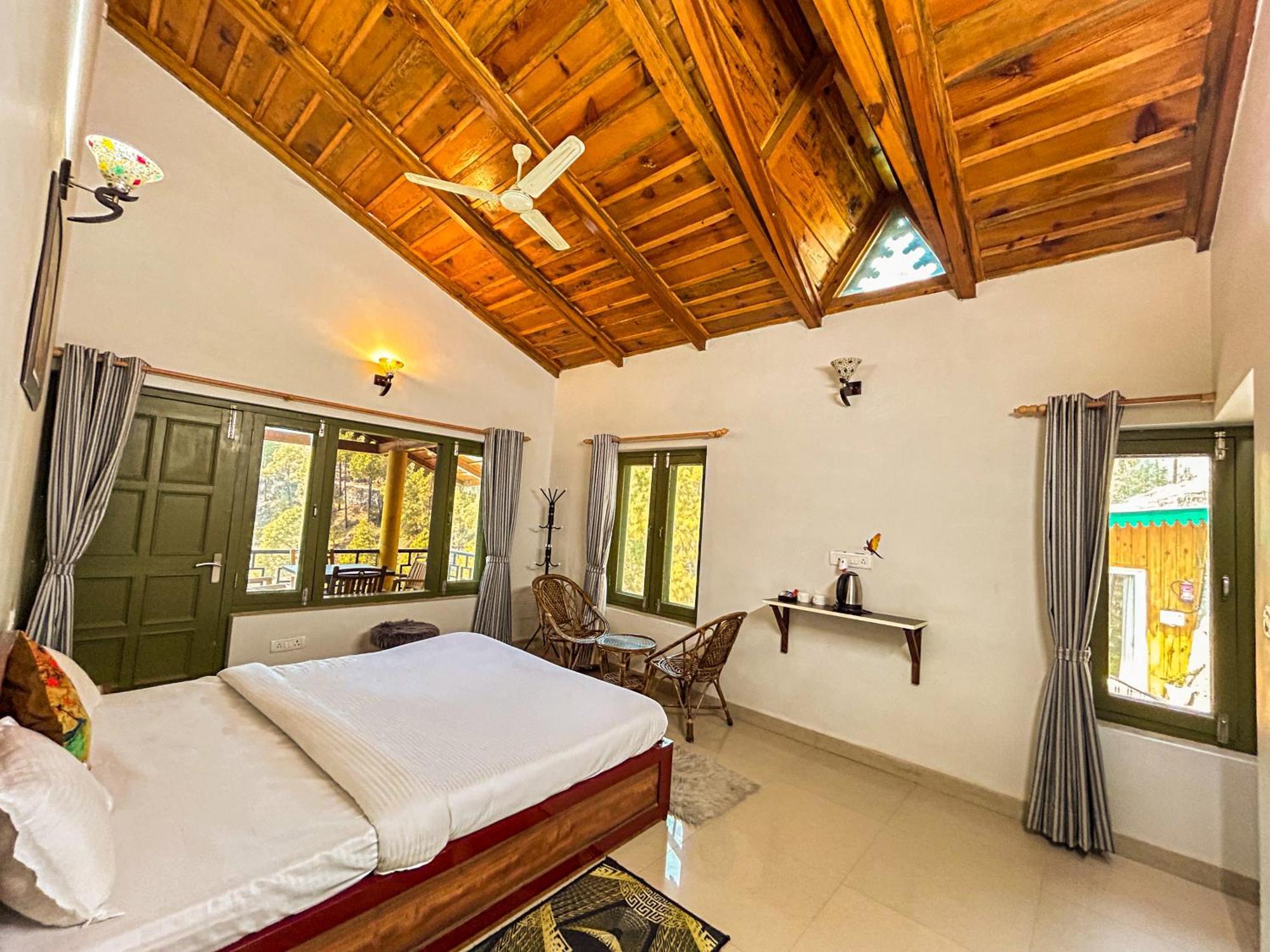 Thehimalayanliving Whistling Pines Hotel Mukteshwar Luaran gambar