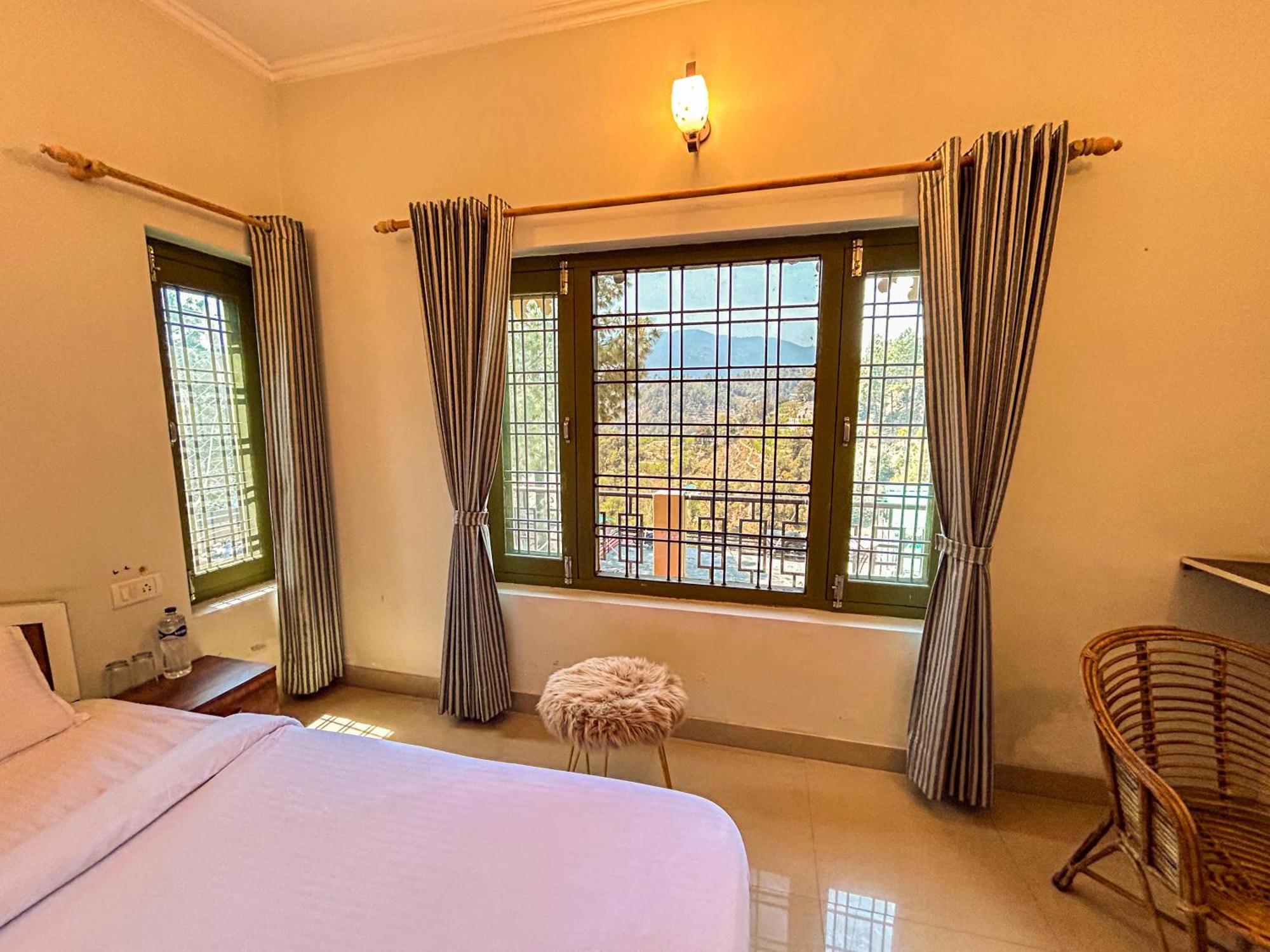 Thehimalayanliving Whistling Pines Hotel Mukteshwar Luaran gambar