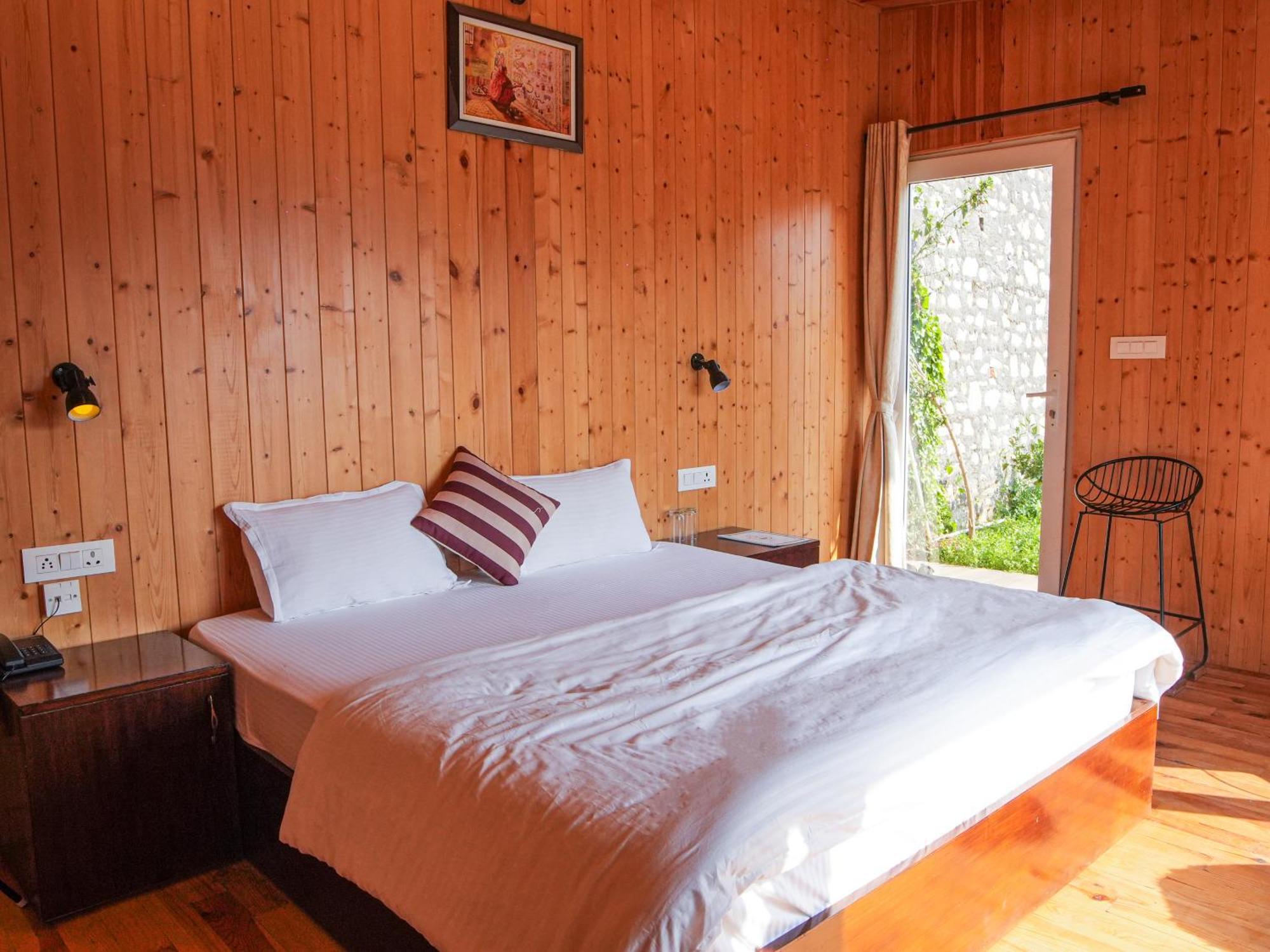 Thehimalayanliving Whistling Pines Hotel Mukteshwar Luaran gambar