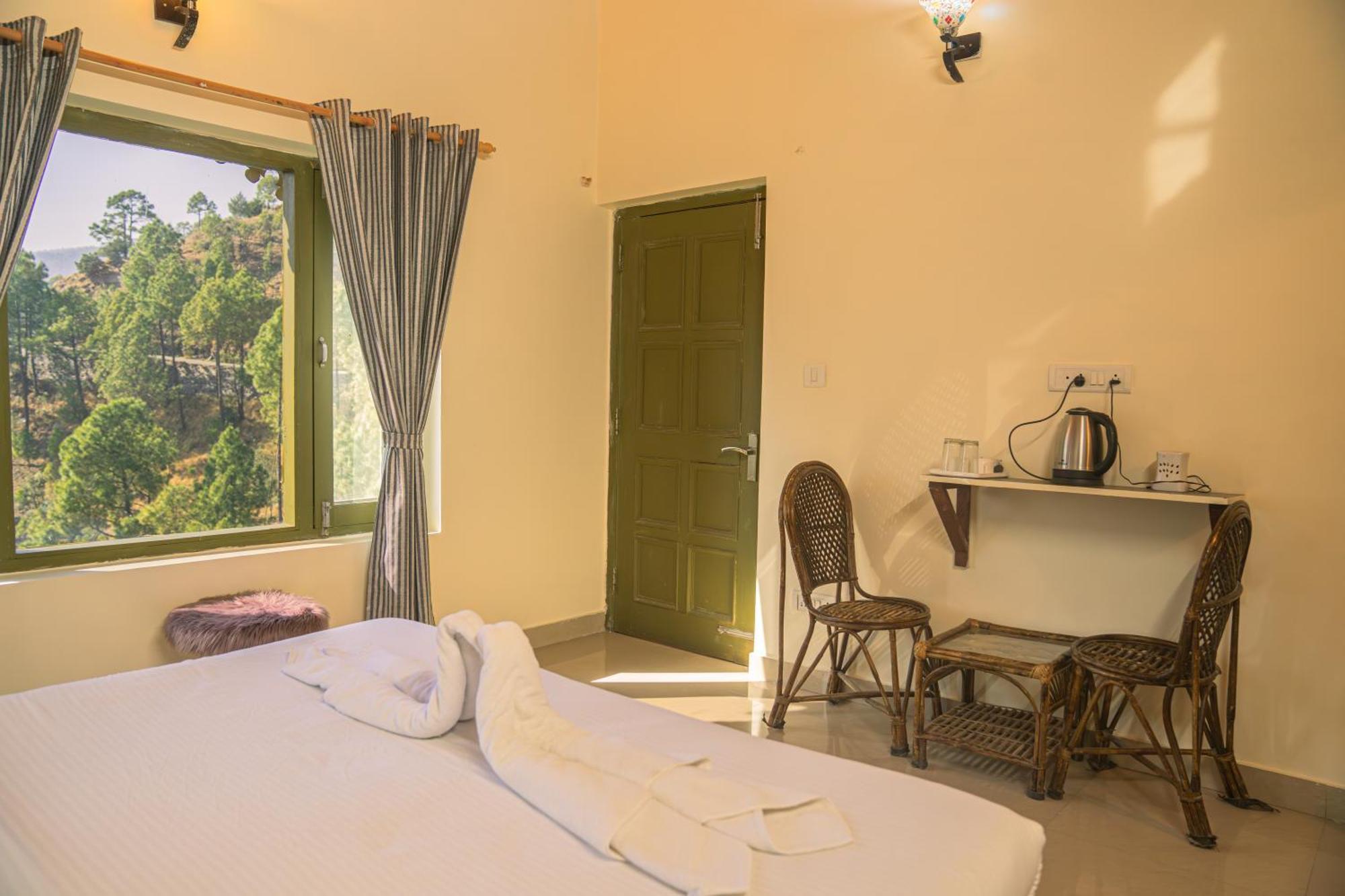 Thehimalayanliving Whistling Pines Hotel Mukteshwar Luaran gambar
