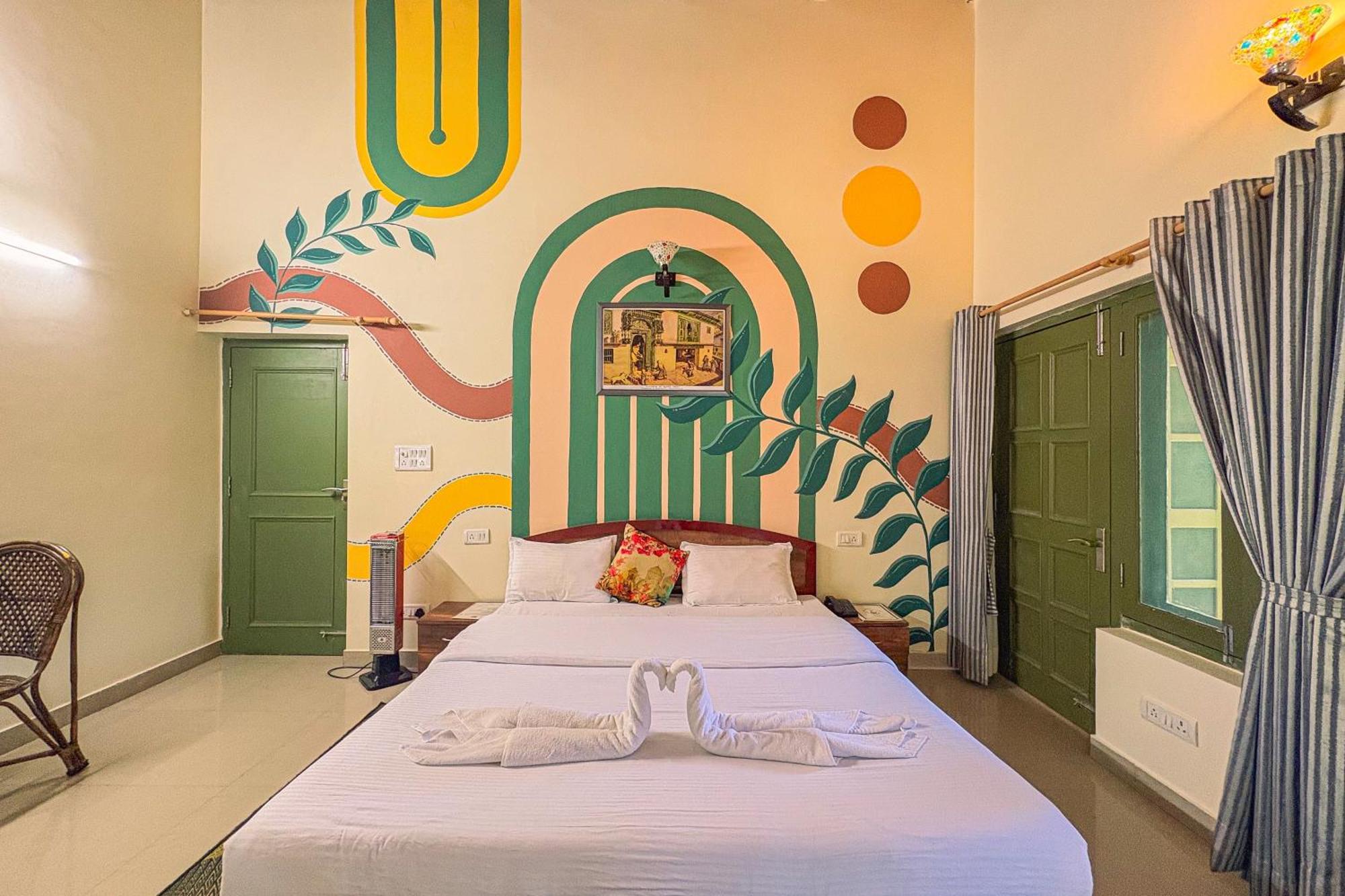 Thehimalayanliving Whistling Pines Hotel Mukteshwar Luaran gambar